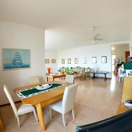 Vacation Apulia Properties - Belvedere Apartamento